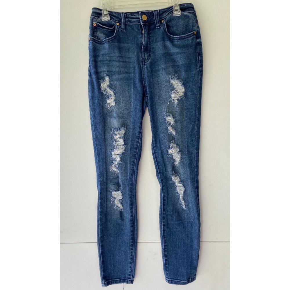 Jennifer Lopez | Ripped High Rise Skinny Jeans